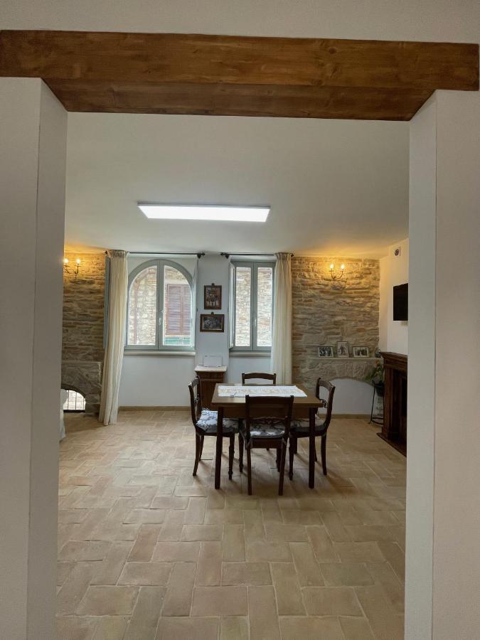 Casa La Rosa Apartment Gubbio Exterior photo